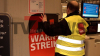 ver.di streikt erneut - Passagiere müssen umplanen - Flughafen Hamburg komplett lahmgelegt - Forderung nach besseren Arbeitsbedingungen  - Verständnis der Passagiere sinkt: 