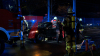 PKW kommt auf Seite zum stehen und kommt nur knapp vor den Bahnschienen zum stehen - Feuerwehrkran vor Ort - Baum wird entwurzelt - Person wird aus PKW gerettet (on Tape) - Rettungskräfte agierten schnell: 