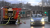Brandbekämpfung gestaltet sich schwerig - mehrere Trupps der Feuerwehr gehen vor - Bagger zieht Müllhaufen auseinander: 