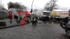 Motorradstaffel im Einsatz - Abstands- und Ladungssicherungskontrollen - LKW werden gründlich kontrolliert - Polizei, Zoll und Amt für Arbeitsschutz an Kontrolle beteiligt: 