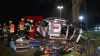 Schwerer Verkehrsunfall - Frontal gegen Baum - Ursache unklar - zwei Insassen massiv eingeklemmt - drei schwerverletzte, darunter ein zweijähriges Kind: 