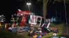 Schwerer Verkehrsunfall - Frontal gegen Baum - Ursache unklar - zwei Insassen massiv eingeklemmt - drei schwerverletzte, darunter ein zweijähriges Kind: 
