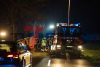 Schwerer Verkehrsunfall - Frontal gegen Baum - Ursache unklar - zwei Insassen massiv eingeklemmt - drei schwerverletzte, darunter ein zweijähriges Kind: 
