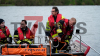Gummipuppe wird geborgen (on Tape) - Großaufgebot an Rettungskräften - Feuerwehr spricht vom verspäteten Aprilscherz: 