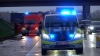 LKW muss aufwendig entladen werden - LKW-Fahrer bleibt unverletzt und konnte sich eigenständig befreien - LKW kippt um und bleibt auf Seite liegen: 