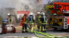 Glücklicherweise gab es keine Verletzten - Wohnhaus konnte durch die Feuerwehr geschützt werden: 