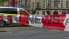 Schockierende Bilder für Augenzeugen - Radfahrerin verliert bei Unfall das Leben - Rettungskräfte haben keine Chance mehr - Polizei baut Sichtschutzzaun auf - Verkehrsunfallteam der Polizei hat Ermittlungen aufgenommen: 