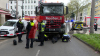 Schockierende Bilder für Augenzeugen - Radfahrerin verliert bei Unfall das Leben - Rettungskräfte haben keine Chance mehr - Polizei baut Sichtschutzzaun auf - Verkehrsunfallteam der Polizei hat Ermittlungen aufgenommen: 