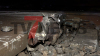Bei Eintreffen der Rettungskräfte befand sich keine Person im PKW - 48 Personen müssen aus Zug evakuiert werden - Rettungshubschrauber im Einsatz - Passagiere im Zug bleiben unverletzt - Bahnstrecke voll gesperrt - PKW Insassen flüchtig: 