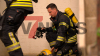 - mit Einsatzkleidung im Fitnessstudio trainieren - Training unter extrem Bedingungen - 20-30 Kilo wiegt die zusätzliche Ausrüstung - Mit schwerem Atemschutz die Treppen rauf und runter.: "...wir hatten zu Beginn Bedenken, ob man mit dem Luftvorrat auskommt" ... "Die Feuerwehr ist ein Team, wie auch eine Familie und so gehen wir an das Event ran..." "...Teamarbeit ist das A & O"...