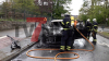 PKW in Vollbrand (on Tape) - Feuerwehr löscht brennenden Prosche - Fahrer bleibt unverletzt und kommt mit dem Schreck davon: 