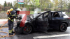 PKW in Vollbrand (on Tape) - Feuerwehr löscht brennenden Prosche - Fahrer bleibt unverletzt und kommt mit dem Schreck davon: 