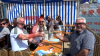 Bestes Wetter für Volksfest - Besucher genießen schönes Wetter - Bierkrüge werden zuhauf angestoßen: 