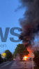 Flammen und Rauchwolke (on Tape) - Feuerwehr ist schnell vor Ort - immenser Sachschaden - Brandausbreitung auf Zapfsäulen konnte verhindert werden - Brandobjekt durch Polizei beschlagnahmt: 