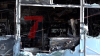 Flammen und Rauchwolke (on Tape) - Feuerwehr ist schnell vor Ort - immenser Sachschaden - Brandausbreitung auf Zapfsäulen konnte verhindert werden - Brandobjekt durch Polizei beschlagnahmt: 