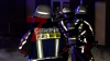 Großaufgebot an Feuerwehrkräften - Bewohner konnten PKW´s retten - Nachbarn waren noch wach, entdeckten Feuer und verhinderten Schlimmeres - Wohnhaus nicht mehr bewohnbar : Wir haben die Nachbarn und Schutzengel im O-Ton!