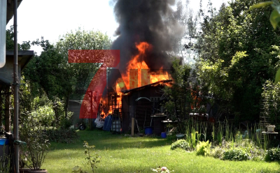 Feuer hinterlässt hohen Sachschaden - Brandursache unklar - Einsatzort schwer zu erreichen : 