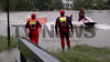 Pegelstände seit 2005 nicht mehr so hoch gewesen - Wasserwacht erkundet mit Jetski - Hilfsorganisationen im Dauereinsatz - Bevölkerung vor Überflutungen gewarnt - Unwetteranzahl stetig steigend - Unwetterwarnung Stufe Rot vor Starkregen ausgerufen: 