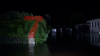 weiterhin extrem ergiebiger Dauerregen - Niederschlagsmengen von 30-60 l/qm werden erwartet - Feuerwehr ebenfalls vom Hochwasser betroffen - Große Gefahr für Leib und Leben durch massive Überflutungen - Katastrophenfall ausgerufen - vermisste 43-jährige tot geborgen: Exklusive Mitfahrt auf Radlader bei Evakuierung und Rettung!