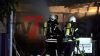 Bewohner bleiben unverletzt - Feuerwehrmann verletzt sich leicht bei Rettungsversuch - Wohnhaus bleibt bewohnbar - Carport vollständig ausgebrannt - Feuerwehr agierte besonders schnell: 