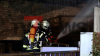 Bewohner bleiben unverletzt - Feuerwehrmann verletzt sich leicht bei Rettungsversuch - Wohnhaus bleibt bewohnbar - Carport vollständig ausgebrannt - Feuerwehr agierte besonders schnell: 