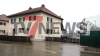 weiterhin extrem ergiebiger Dauerregen - Niederschlagsmengen von 30-60 l/qm werden erwartet - Feuerwehr ebenfalls vom Hochwasser betroffen - Große Gefahr für Leib und Leben durch massive Überflutungen - Katastrophenfall ausgerufen - vermisste 43-jährige tot geborgen: Exklusive Mitfahrt auf Radlader bei Evakuierung und Rettung!