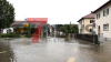 weiterhin extrem ergiebiger Dauerregen - Niederschlagsmengen von 30-60 l/qm werden erwartet - Feuerwehr ebenfalls vom Hochwasser betroffen - Große Gefahr für Leib und Leben durch massive Überflutungen - Katastrophenfall ausgerufen - vermisste 43-jährige tot geborgen: Exklusive Mitfahrt auf Radlader bei Evakuierung und Rettung!
