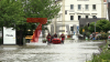 weiterhin extrem ergiebiger Dauerregen - Niederschlagsmengen von 30-60 l/qm werden erwartet - Feuerwehr ebenfalls vom Hochwasser betroffen - Große Gefahr für Leib und Leben durch massive Überflutungen - Katastrophenfall ausgerufen - vermisste 43-jährige tot geborgen: Exklusive Mitfahrt auf Radlader bei Evakuierung und Rettung!