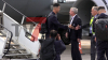 Ronaldo verlässt Flieger (on Tape) - berühmtester Fußballspieler landet am beschaulichen FMO - Tausende Fans in Trikots - Fans sind in freudiger Erwartung für den Beginn der EM 2024: 