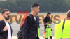 Ronaldo verlässt Flieger (on Tape) - berühmtester Fußballspieler landet am beschaulichen FMO - Tausende Fans in Trikots - Fans sind in freudiger Erwartung für den Beginn der EM 2024: 