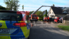 Großaufgebot an Rettungskräften - Feuerwehr deckt Dach mit Drehleiter ab - Feuerwehrdrohne kontrolliert Dach - Verletzt wurde glücklicherweise niemand - Energieversorger muss Gasleitung freilegen - Nachbar versorgt Anwohner und Rettungskräfte mit Kaffee: 