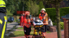Großaufgebot an Rettungskräften - Feuerwehr deckt Dach mit Drehleiter ab - Feuerwehrdrohne kontrolliert Dach - Verletzt wurde glücklicherweise niemand - Energieversorger muss Gasleitung freilegen - Nachbar versorgt Anwohner und Rettungskräfte mit Kaffee: 