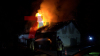 Feuerschein bereits auf der Anfahrt zu sehen - Unter anderem Hackschnitzelheizung mit Hackschnitzelbunker untergebracht - Brand relativ schnell unter Kontrolle, aber trotzdem hoher Sachschaden - Gebäude brennt komplett aus - Feuerwehr lange mit Nachlöscharbeiten beschäftigt: 
