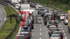 Start in den Urlaub startet mit Verspätungen - hohes Verkehrsaufkommen auf Autobahnen in NRW: 