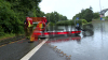 Straßen stehen unter Wasser, Autos bleiben in den Wassermassen stecken - Autofahrer mussten von ihren Fahrzeugen wegschwimmen - exklusive Mitfahrt auf Rettungsboot - Versicherungsmarkler im O-Ton - 3/4 der Unterführungen stehen unter Wasser - Feuerwehr mit Rettungsboot im Einsatz - dutzende Keller überflutet: 