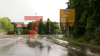 Heftige Unwetter in großen Teilen Deutschlands angekündigt - Feuerwehr im Dauereinsatz - Verkehr durch Überschwemmungen eingeschränkt - Wassermassen drücken sich durch Gullideckel hoch : 