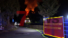 Schreinerei in Vollbrand - Feuer greift auf Wohngebäude über - Flammen schlagen mehrere Meter in den Nachthimmel - Wasserentnahme aus Ems trotz niedrigem Wasserstand möglich - Millionenschaden an Schreinerei
Feuerwehrdrohne soll Eindruck aus der Luft verschaffen - Alle Personen aus Wohnhaus evakuiert Glücklicherweise keiner verletzt - Brandursache noch unklar - Feuerwehr im Großeinsatz - Kräftezehrender Einsatz über mehrere Stunden bis in den Morgen hinein: 