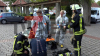 Personal reagiert umsichtig und evakuiert Besucher sofort - Feuerwehr dringt unter Chemieschutzanzügen dichtet Leckage ab und schlägt Chlorgas mit Wasser nieder: Feuerwehr mit 55 Kräften im Einsatz - Keine Personen verletzt