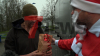 Rührende Szenen - Strahlende Augen bei LKW-Fahrern - Familien werden per Videocall dazugeschaltet - große Freude über weihnachtliche Geschenkaktion - LKW-Fahrer über Weihnachten von Familien getrennt: 