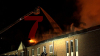 Schreinerei in Vollbrand - Feuer greift auf Wohngebäude über - Flammen schlagen mehrere Meter in den Nachthimmel - Wasserentnahme aus Ems trotz niedrigem Wasserstand möglich - Millionenschaden an Schreinerei
Feuerwehrdrohne soll Eindruck aus der Luft verschaffen - Alle Personen aus Wohnhaus evakuiert Glücklicherweise keiner verletzt - Brandursache noch unklar - Feuerwehr im Großeinsatz - Kräftezehrender Einsatz über mehrere Stunden bis in den Morgen hinein: 