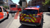 Mann fällt 16 Meter tief aus 6. OG und verletzt sich lebensgefährlich - Feuerwehr muss Rettungsdienst bei Bergungsmaßnahmen unterstützen
Rettungshubschrauber vor Ort, kommt aber nicht zum Einsatz - Unfallursache noch unklar: 