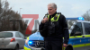 Mehrere Hinweise zu möglicherweise bewaffneten Personen gingen bei der Polizei ein - Großaufgebot der Polizei - Hubschrauber kreißt über Internat - schwer bewaffnete und vermummte Polizeibeamte vor Ort - Spezialeinheit der Polizei ebenfalls vor Ort - mögliche Gefährdungslage am Vortag in Osnabrücker Schule: 