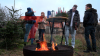 Glandorfer Familie verschenkt Weihnachtsfreude - Spendenaktion kommt Tafel und Kinderhospiz zu Gute - mehr als 2.000 Weihnachtsbäume stehen bereit - Feuertonne, Glühwein und Gespräche sorgen für besondere Atmosphäre - "Wenn jeder ein bisschen hilft, ist es kein zu viel" - für viele ein besonderer Moment in der Vorweihnachtszeit: 