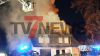 Zweiter Weihnachtsfeiertag endet in Tragödie - meterhohe Flammen schlagen überall aus dem Haus - große Rauchwolke zieht in den Nachthimmel - Großaufgebot an Rettungskräften - Wohnhaus unbewohnbar - hoher Sachschaden - Brandursache unklar: Wohnhausbrand Dortmund-Brechten – Großaufgebot der Feuerwehr, schwierige Löscharbeiten bei Minusgraden