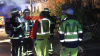Zweiter Weihnachtsfeiertag endet in Tragödie - meterhohe Flammen schlagen überall aus dem Haus - große Rauchwolke zieht in den Nachthimmel - Großaufgebot an Rettungskräften - Wohnhaus unbewohnbar - hoher Sachschaden - Brandursache unklar: Wohnhausbrand Dortmund-Brechten – Großaufgebot der Feuerwehr, schwierige Löscharbeiten bei Minusgraden