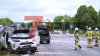 Crash auf der A1 - Rettungshubschrauber landet auf Autobahn - mehrere Personen werden verletzt - Autobahn anderthalb Stunden voll gesperrt - Pkw stark deformiert: 