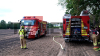 Flächenbrand breitet sich rasant aus – 1,5 Hektar Getreidefeld in Flammen - Feuer greift auf Baumfläche über - Wind entfacht schnell Großbrand, so Feuerwehr - NINA-Warnung wegen Rauch - Sichtbehinderungen durch Rauch - Luftbildaufnahmen zeigen Ausmaß des Brandes: 