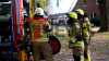 Scheune stürzt ein (ON TAPE) - Wohnhaus durch Feuer und Löschwasser unbewohnbar - 93 Kräfte kämpfen gegen Flammen - Feuerwehr setzt zwei Drehleitern zur Brandbekämpfung ein - Löschwasser wird auch aus hinter dem Haus liegendem Dortmund-Ems-Kanal bezogen: 