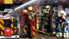 Scheune stürzt ein (ON TAPE) - Wohnhaus durch Feuer und Löschwasser unbewohnbar - 93 Kräfte kämpfen gegen Flammen - Feuerwehr setzt zwei Drehleitern zur Brandbekämpfung ein - Löschwasser wird auch aus hinter dem Haus liegendem Dortmund-Ems-Kanal bezogen: 