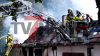 Scheune stürzt ein (ON TAPE) - Wohnhaus durch Feuer und Löschwasser unbewohnbar - 93 Kräfte kämpfen gegen Flammen - Feuerwehr setzt zwei Drehleitern zur Brandbekämpfung ein - Löschwasser wird auch aus hinter dem Haus liegendem Dortmund-Ems-Kanal bezogen: 